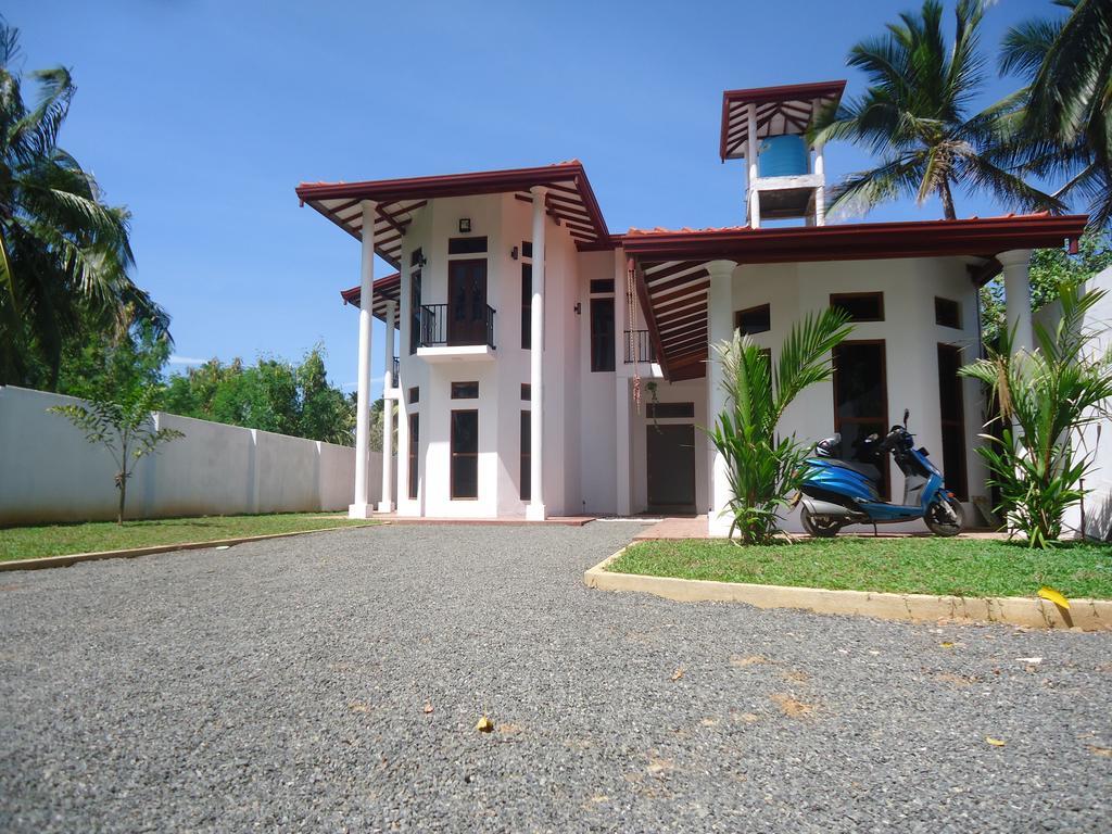 Amawin Resort Hambantota Exterior foto