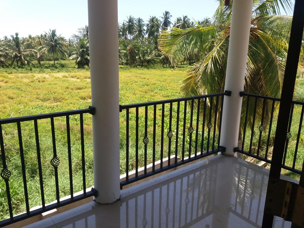 Amawin Resort Hambantota Exterior foto